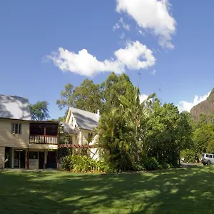 Lodge Glass House Mountains Ecolodge, Glass House Mountains